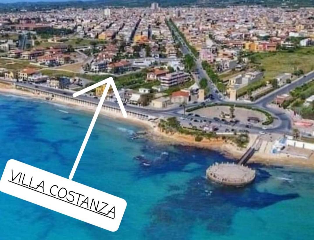Villa Costanza Casa Vacanze อาโวลา ภายนอก รูปภาพ